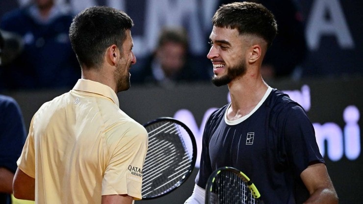 Tay vợt người Croatia gây sốc khi đánh bại Novak Djokovic tại Rome