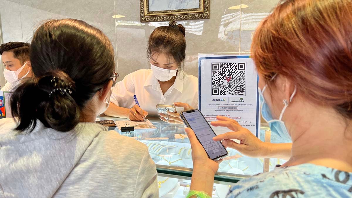 Giá vàng hôm nay 10/5/2026: Giá vàng SJC, nhẫn 9999 và vàng thế giới chốt tuần