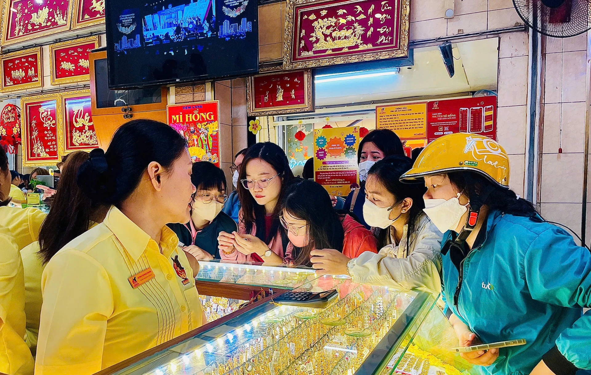 Cập nhật giá vàng chiều nay 15/5/2026: Giá vàng SJC, giá vàng 24k 9999, vàng thế giới
