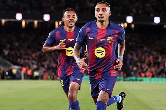 Barcelona đánh bại Real Betis để xác lập kỷ lục toàn thắng trên sân nhà.