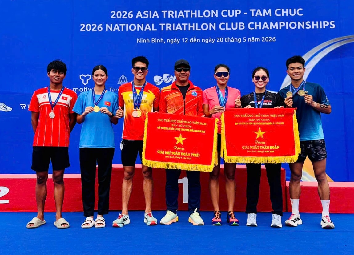 Đội tuyển Aquathlon Đà Nẵng giành giải Nhì toàn đoàn hệ trẻ và Nhất toàn đoàn hệ vô địch tại Giải vô địch các câu lạc bộ Triathlon quốc gia 2026. Ảnh: NVCC