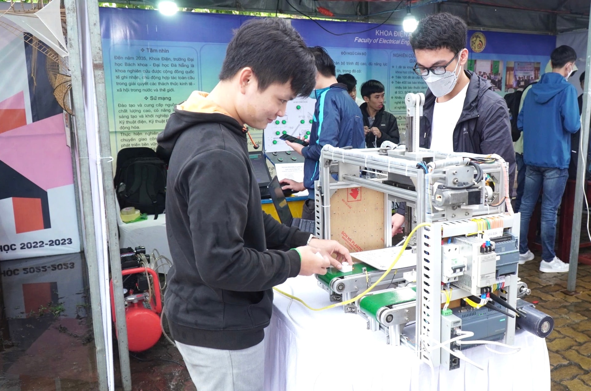 Hoạt động khuyến khích khởi nghiệp