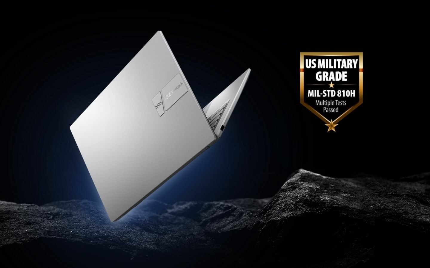Asus Vivobook 14 X1404VA-EB355W diện mạo mỏng nhẹ