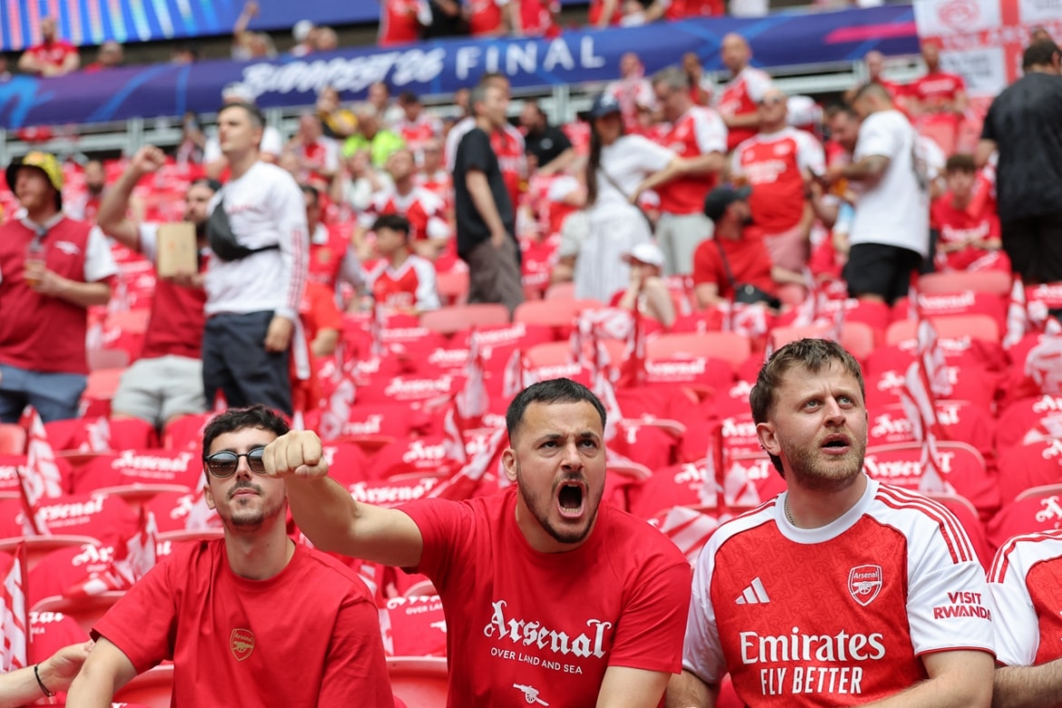 vuot qua arsenal tren loat luan luu, psg vo dich cup c1 chau Au mua giai 2025 26 hinh anh 14