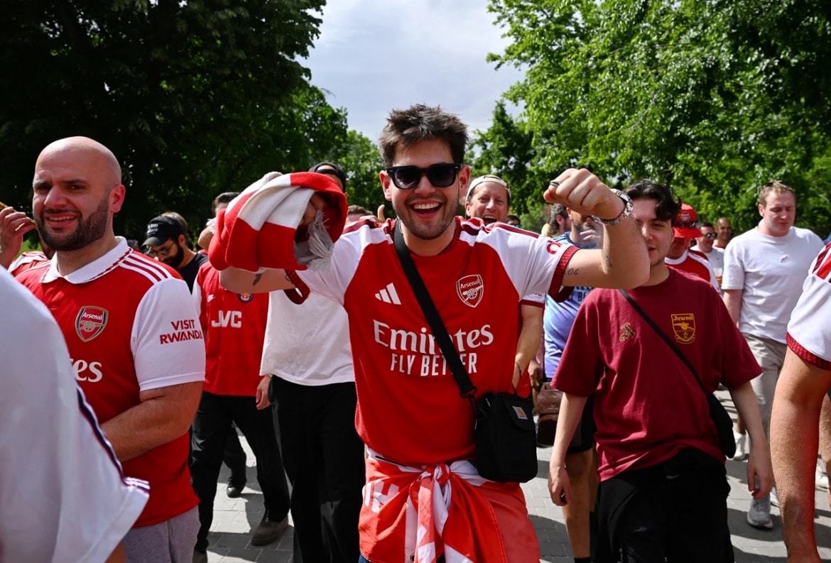 vuot qua arsenal tren loat luan luu, psg vo dich cup c1 chau Au mua giai 2025 26 hinh anh 10
