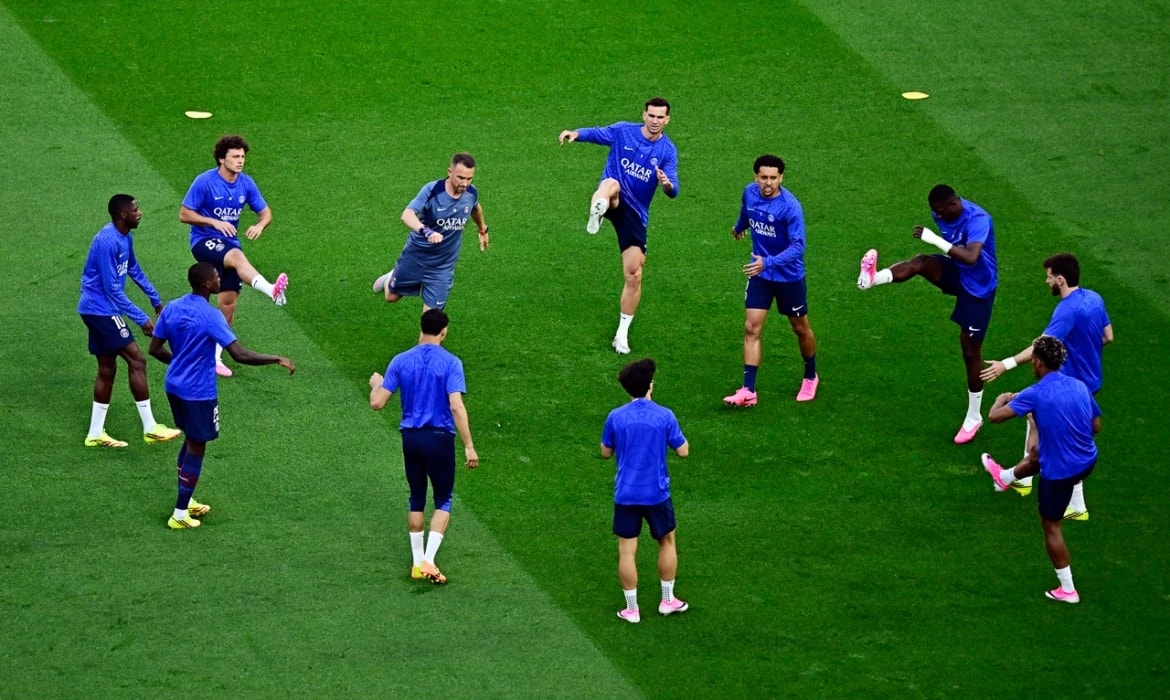 vuot qua arsenal tren loat luan luu, psg vo dich cup c1 chau Au mua giai 2025 26 hinh anh 40