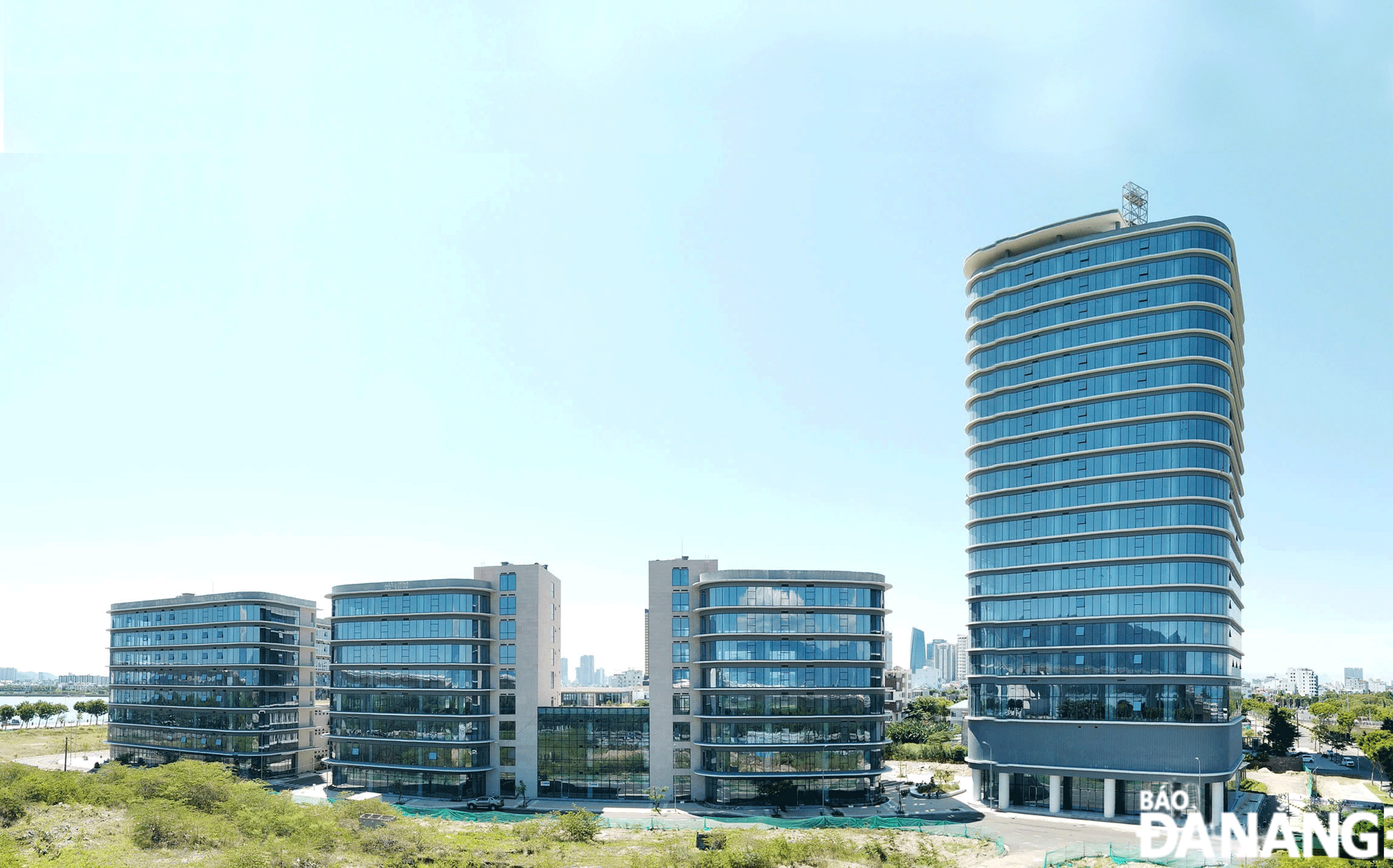 baodanang.vn-dataimages-202501-original-_images1763425_1.gif