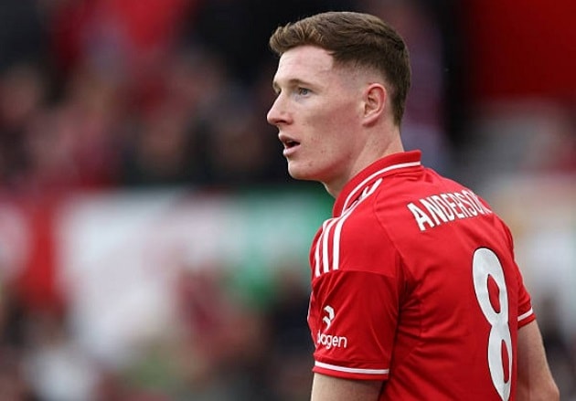 Anderson lọt vào tầm ngắm của hai đội bóng thành Manchester.