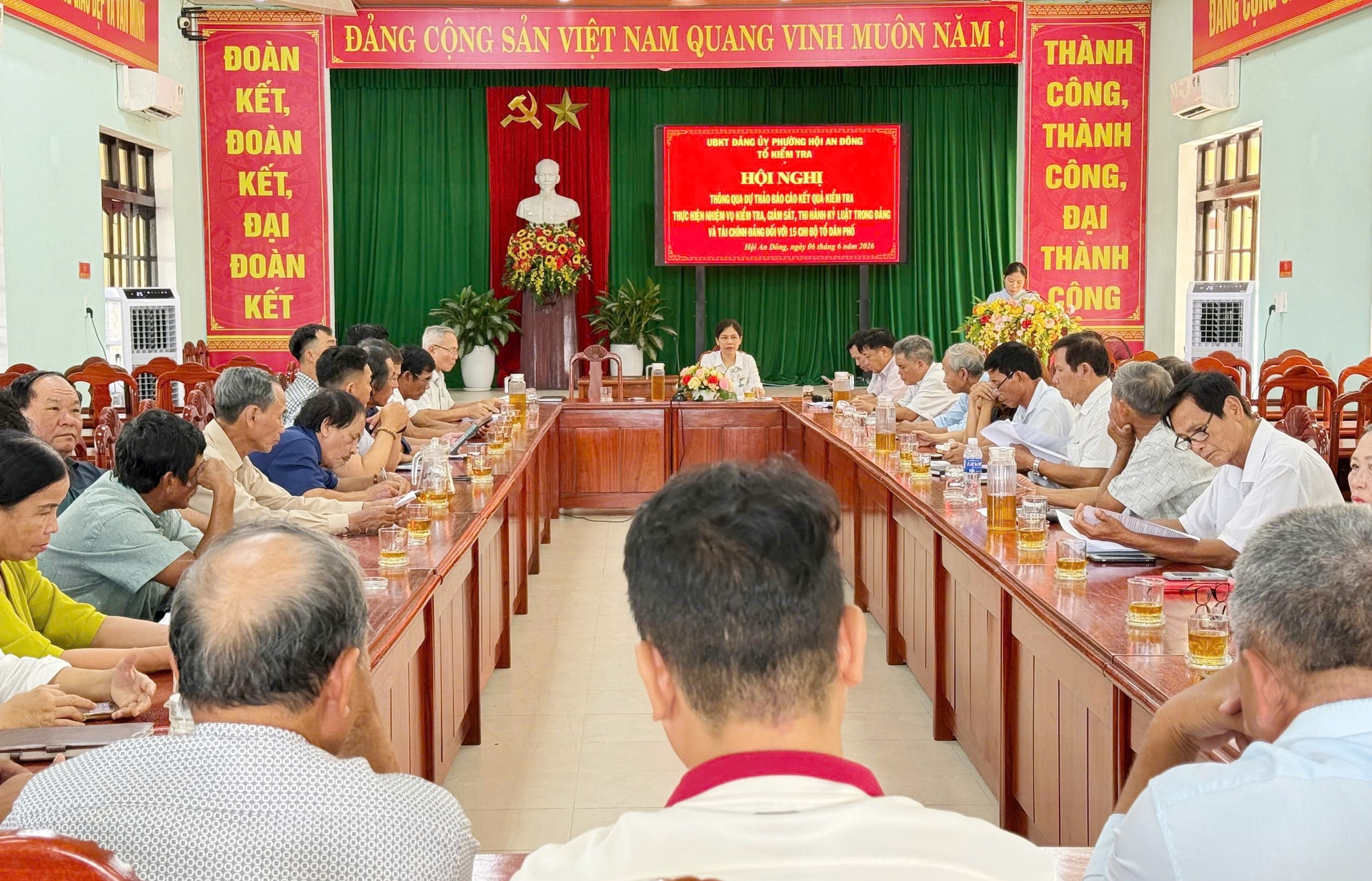 anh cong tac kiem tra
