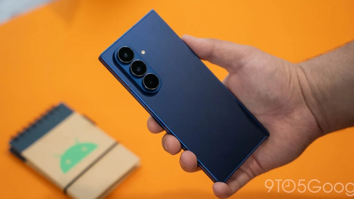 AI tóm tắt thông báo trên điện thoại Samsung