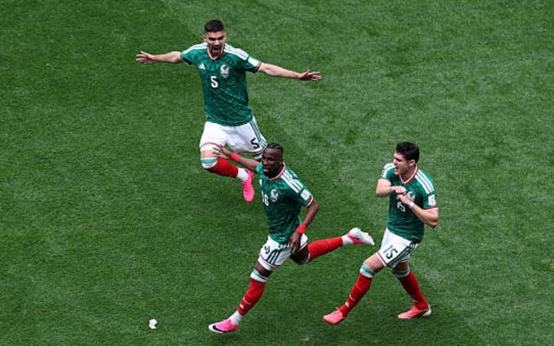 Julian Quinones ăn mừng bàn thắng mở tỷ số cho Mexico tại World Cup 2026