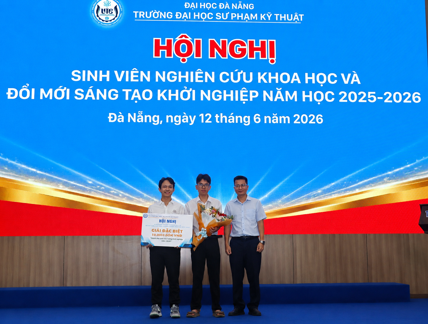 khởi nghiệp
