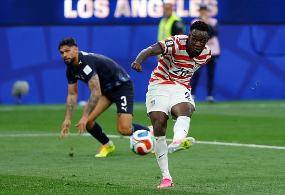 Folarin Balogun ăn mừng bàn thắng trong trận ra quân của tuyển Mỹ tại World Cup 2026
