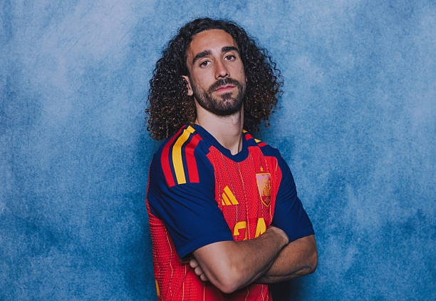 Hậu vệ Marc Cucurella đạt thỏa thuận gia nhập Real Madrid từ Chelsea hè 2026