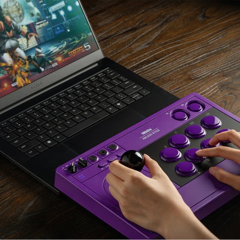 8BitDo Arcade Stick kết nối với máy tính Windows.