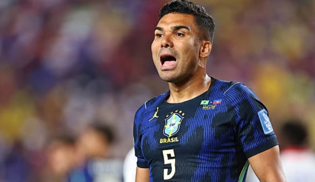 Casemiro điều tiết lối chơi của đội tuyển Brazil
