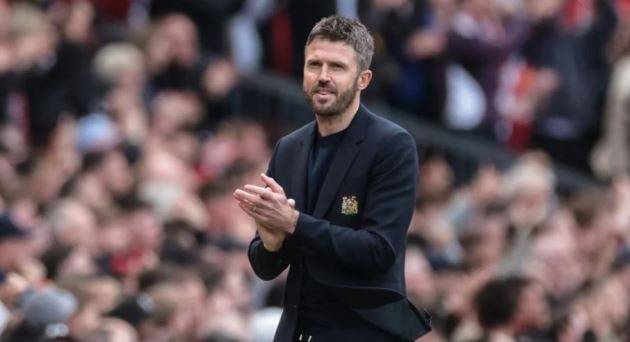 Michael Carrick đứng trước cơ hội lớn trong mùa giải 2026/27