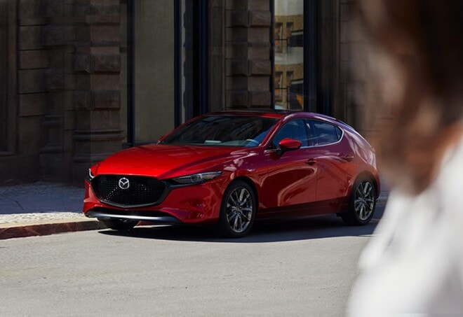 Mazda3 biến thể Sedan và Hatchback có mức giá cạnh tranh