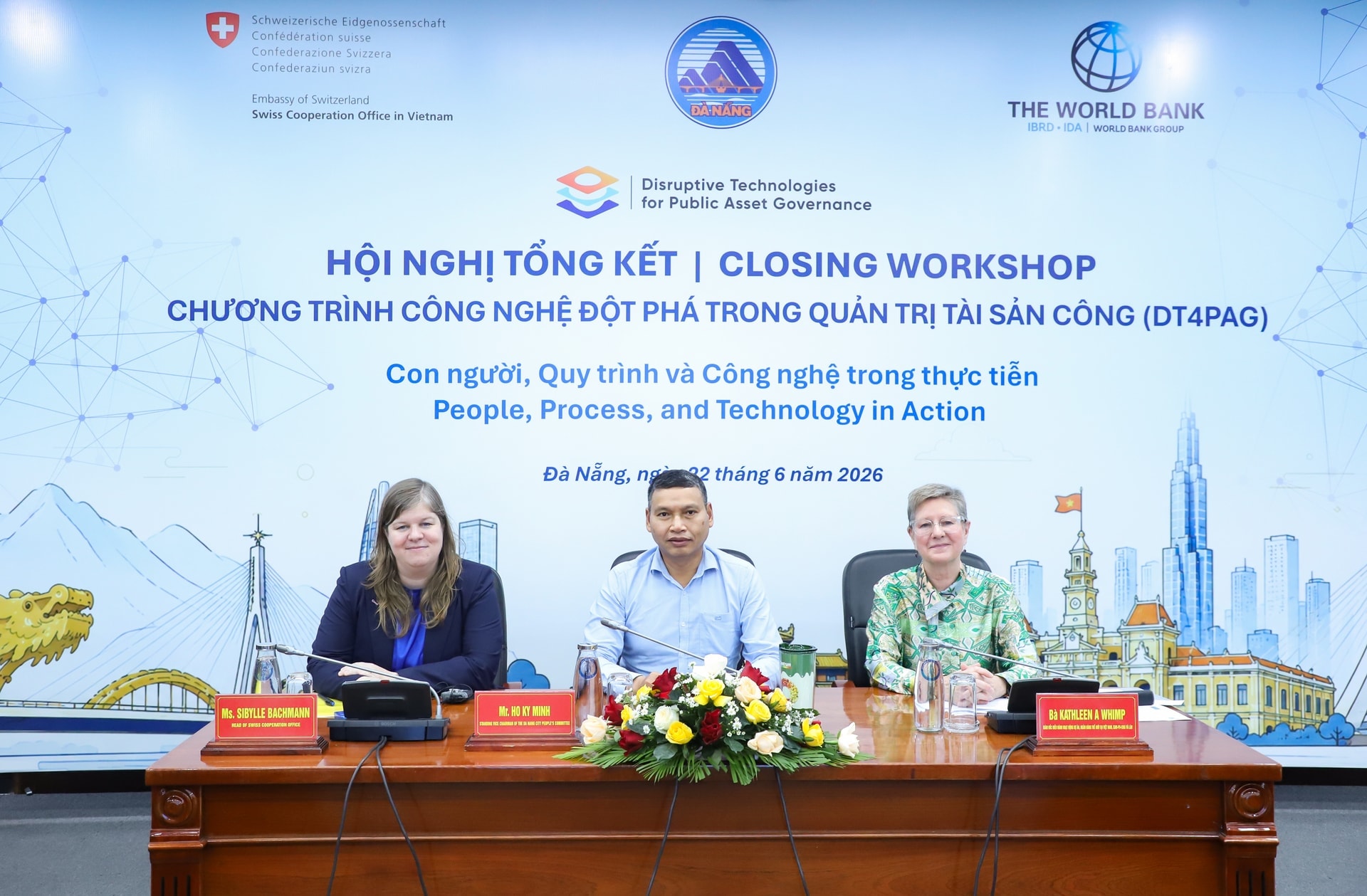 22-6-hoi-thao.jpg