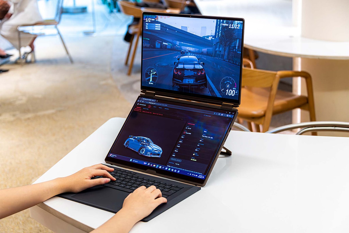 Màn hình OLED 3K trên ROG Zephyrus Duo