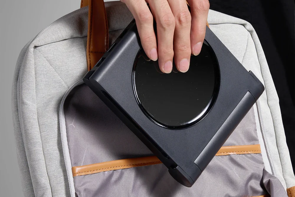 Thiết kế gập gọn của Jsaux Gaming Dock