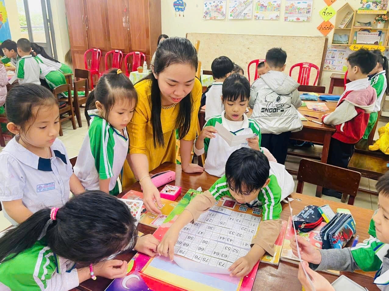 Tiểu học Hùng VƯơng 1
