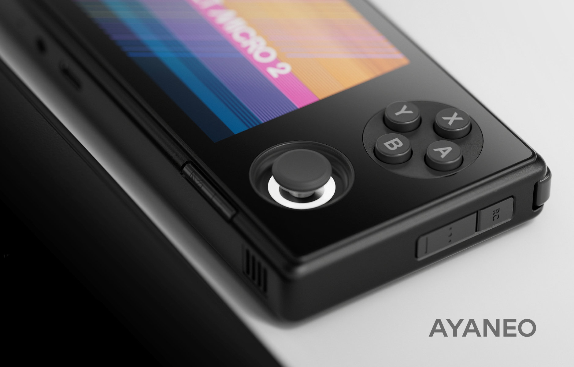 Mặt trước của máy chơi game Ayaneo Pocket Micro 2 với thiết kế tràn viền