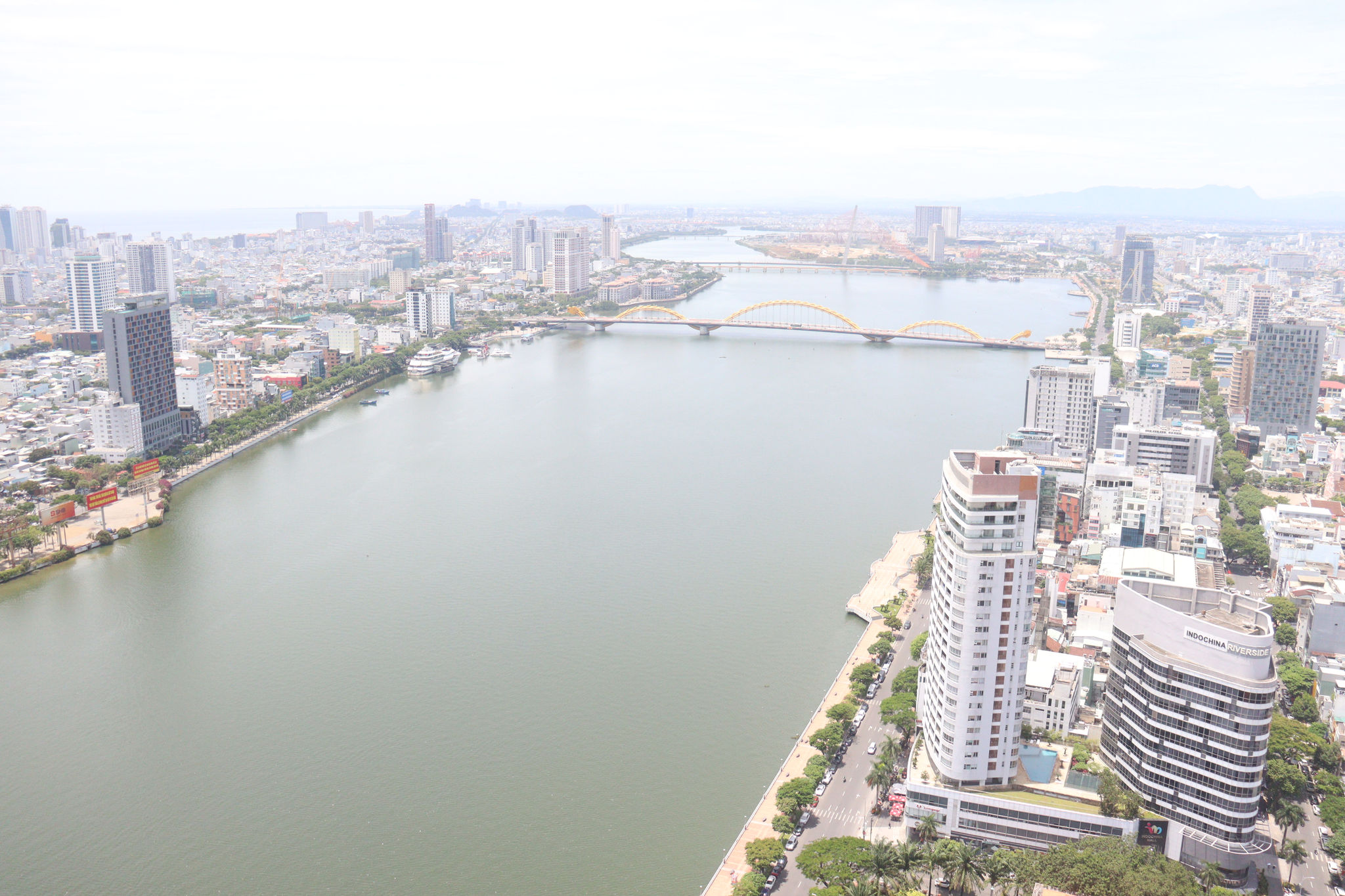 Phát triển hạ tầng