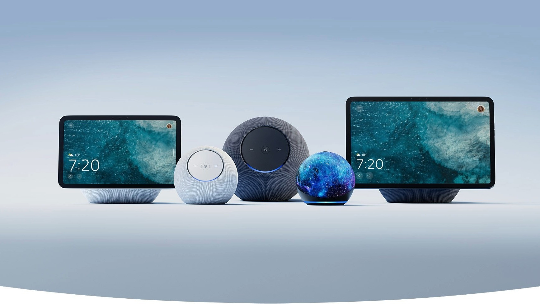Các thiết bị Amazon Echo phổ biến nhờ trợ lý ảo Alexa.