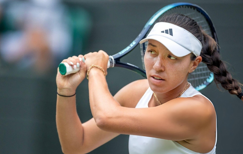 Jessica Pegula thi đấu tại Wimbledon