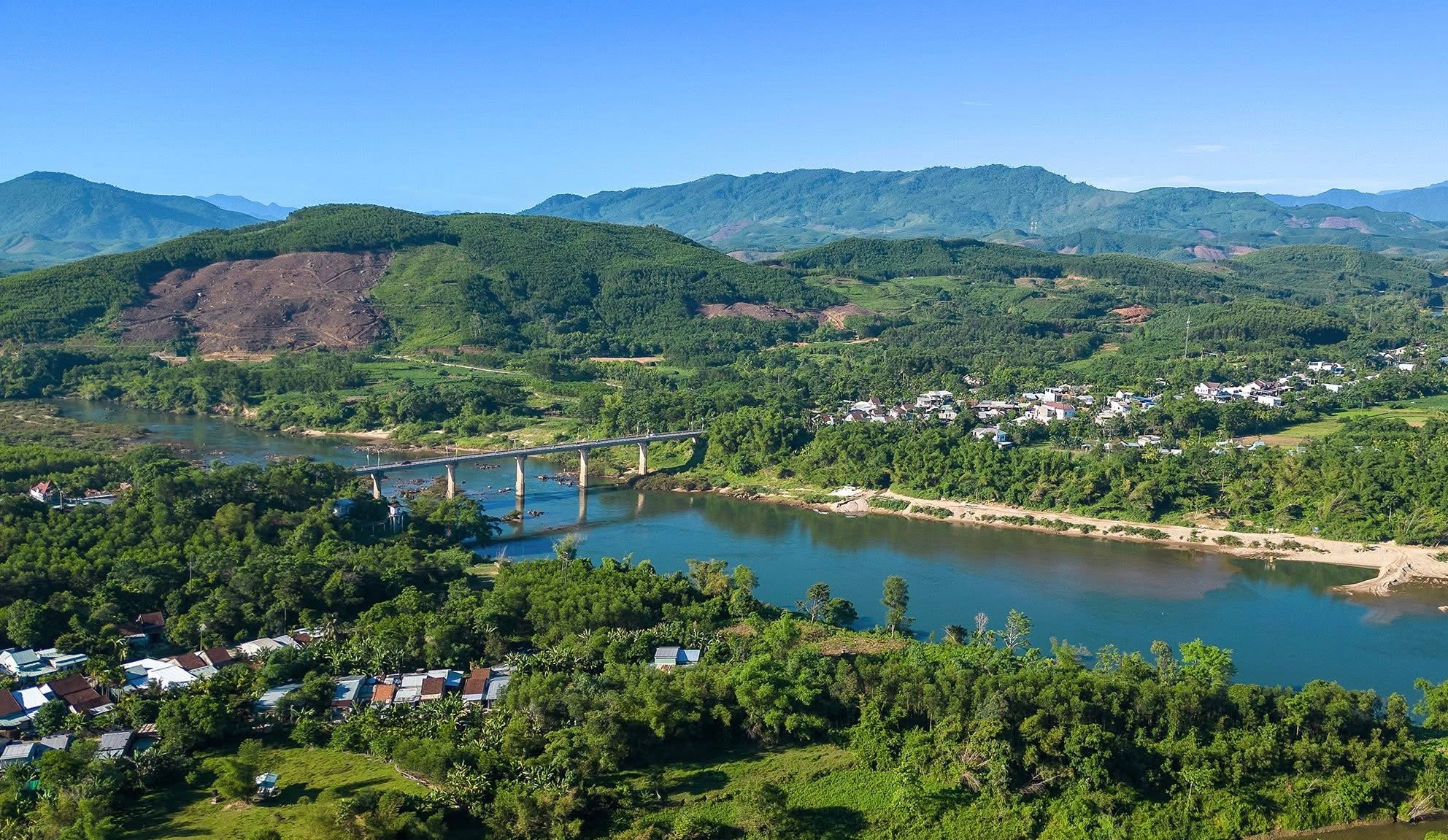 Frère 1 - Hiep Duc s'occupe des 9 villages restants.