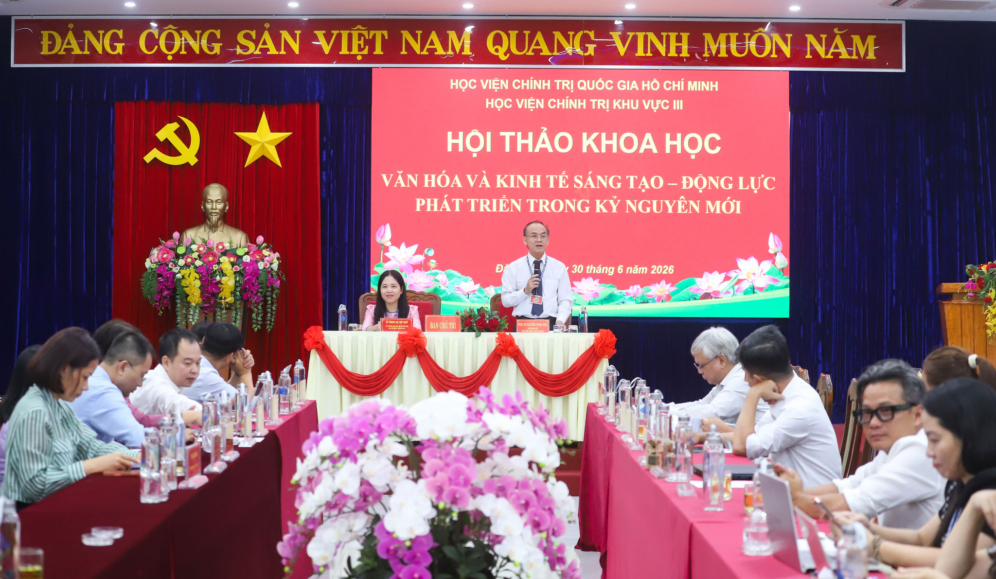 hv.jpg