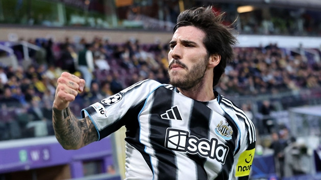 Sandro Tonali được nhiều CLB lớn ở Ngoại hạng Anh theo đuổi.