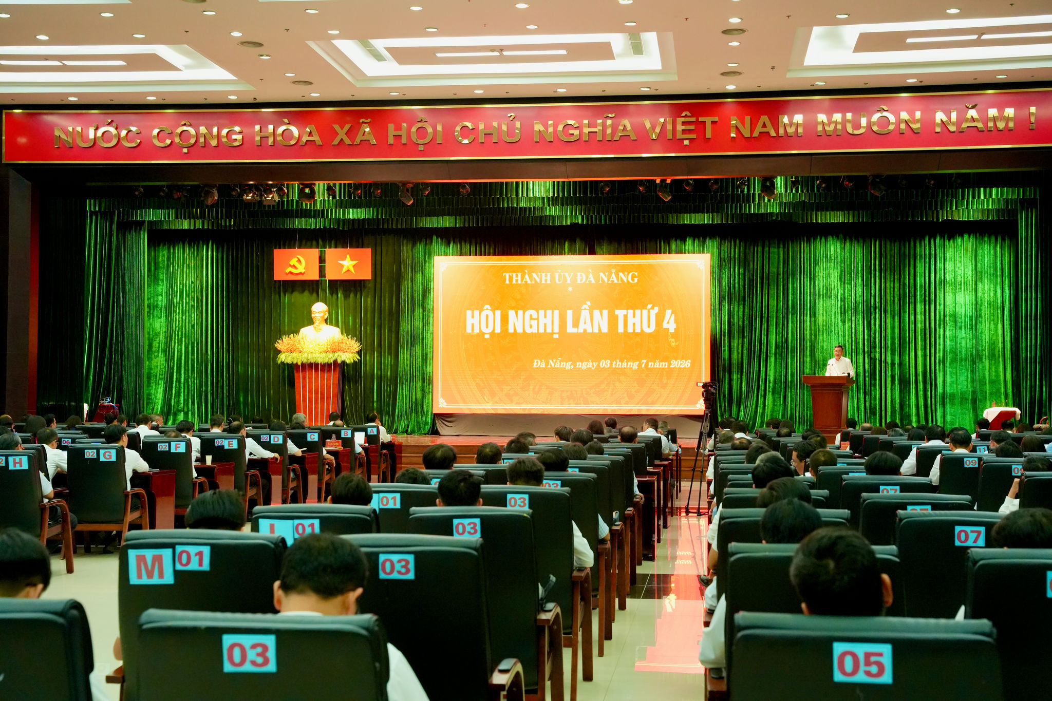 Quang cảnh hội nghị. Ảnh: T.CÔNG