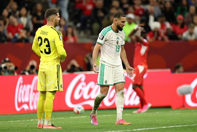 Algeria bế tắc trước Thụy Sĩ. (Ảnh: Getty Images)