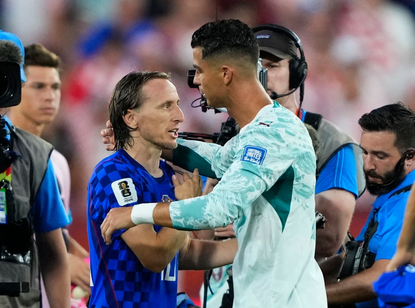 Luka Modric khép lại sự nghiệp quốc tế ở tuổi 40 sau thất bại tại World Cup