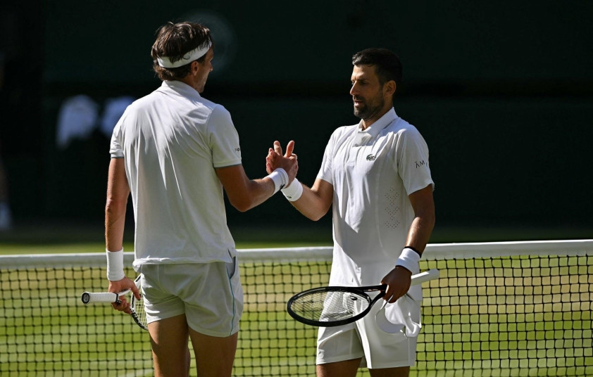Djokovic chuẩn bị đối đầu Roman Safiullin ở vòng 4 Wimbledon