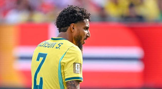 Tiền vệ Ederson trong màu áo đội tuyển quốc gia Brazil