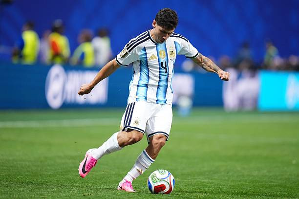 Gonzalo Montiel đóng góp một kiến tạo