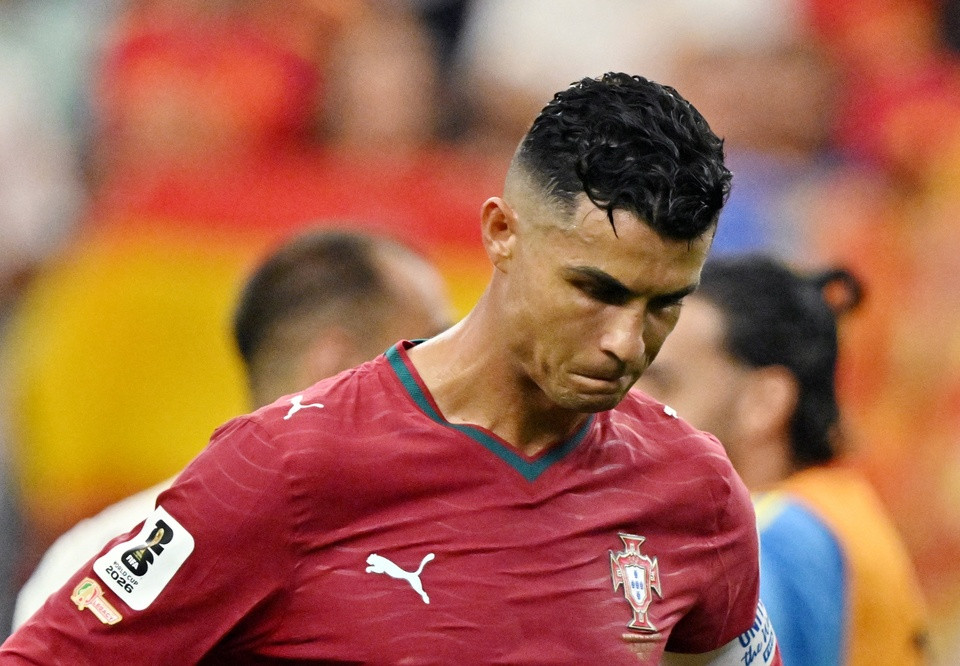 Cristiano Ronaldo thất vọng sau trận thua Tây Ban Nha tại World Cup 2026