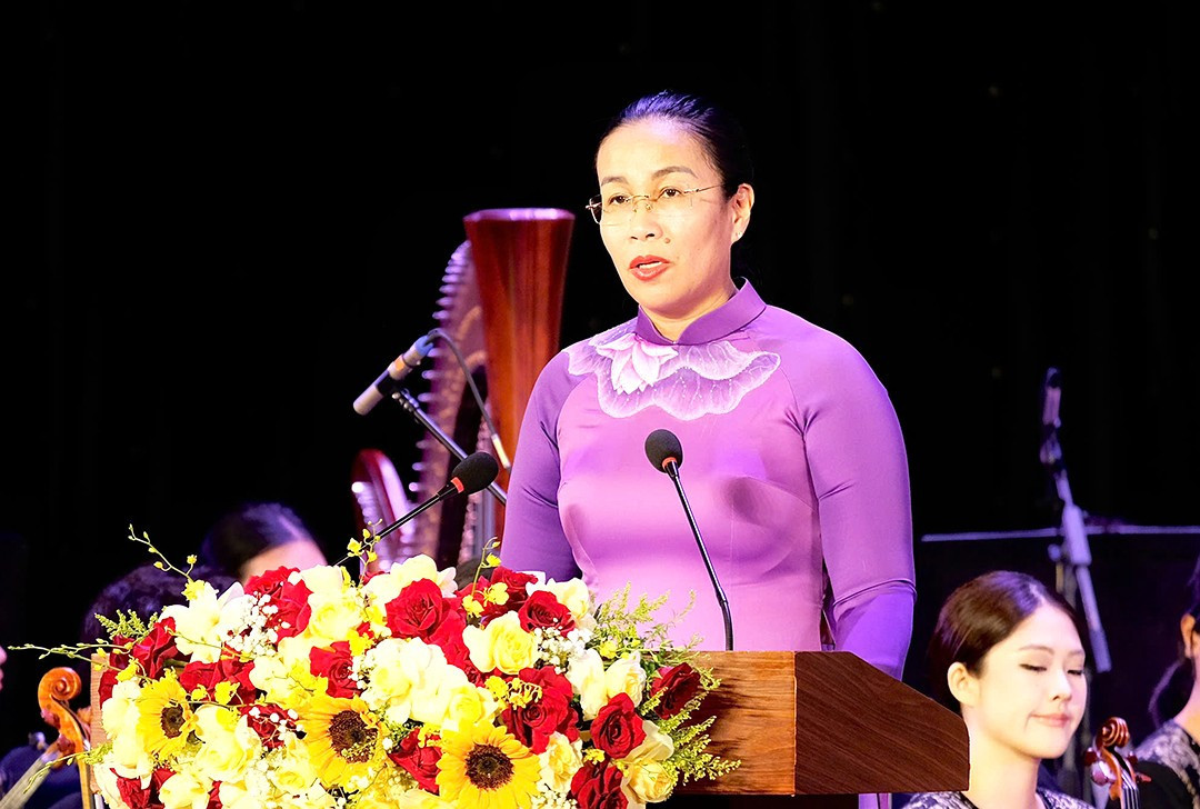 ba-nguyen-thi-anh-thi-pho-chu-tich-ubnd-thanh-pho-da-nang-phat-bieu-1-.jpg