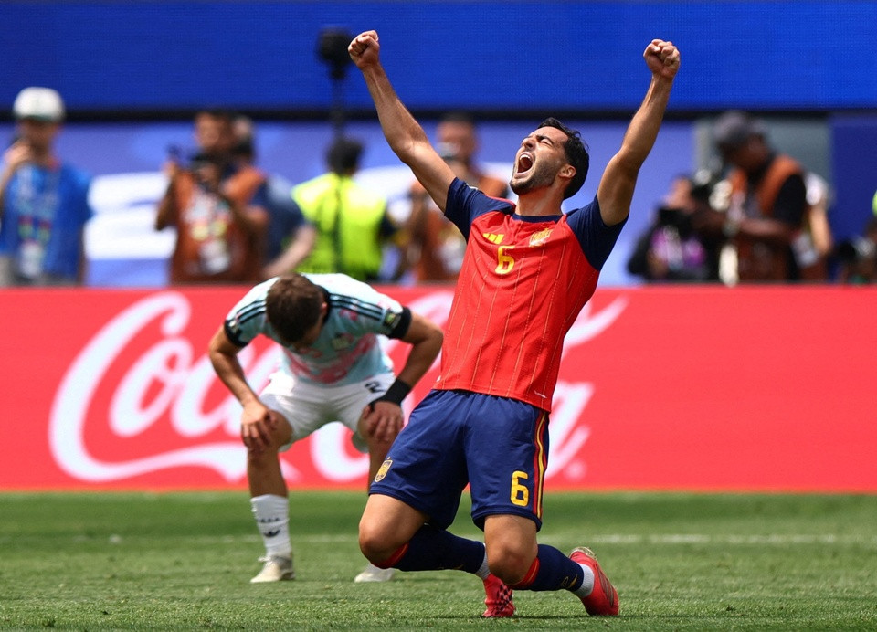 Mikel Merino ăn mừng bàn thắng quyết định vào lưới đội tuyển Bỉ tại tứ kết World Cup 2026