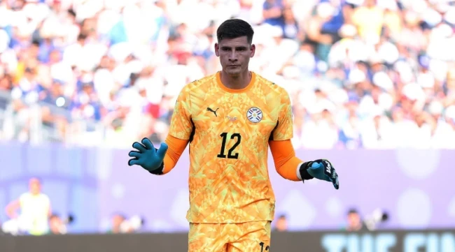 Thủ thành Orlando Gill lọt vào tầm ngắm của Manchester United sau màn trình diễn ấn tượng tại World Cup.