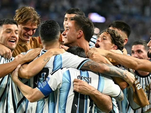 Argentina liên tục thoát hiểm trong các trận đấu loại trực tiếp World Cup 2026