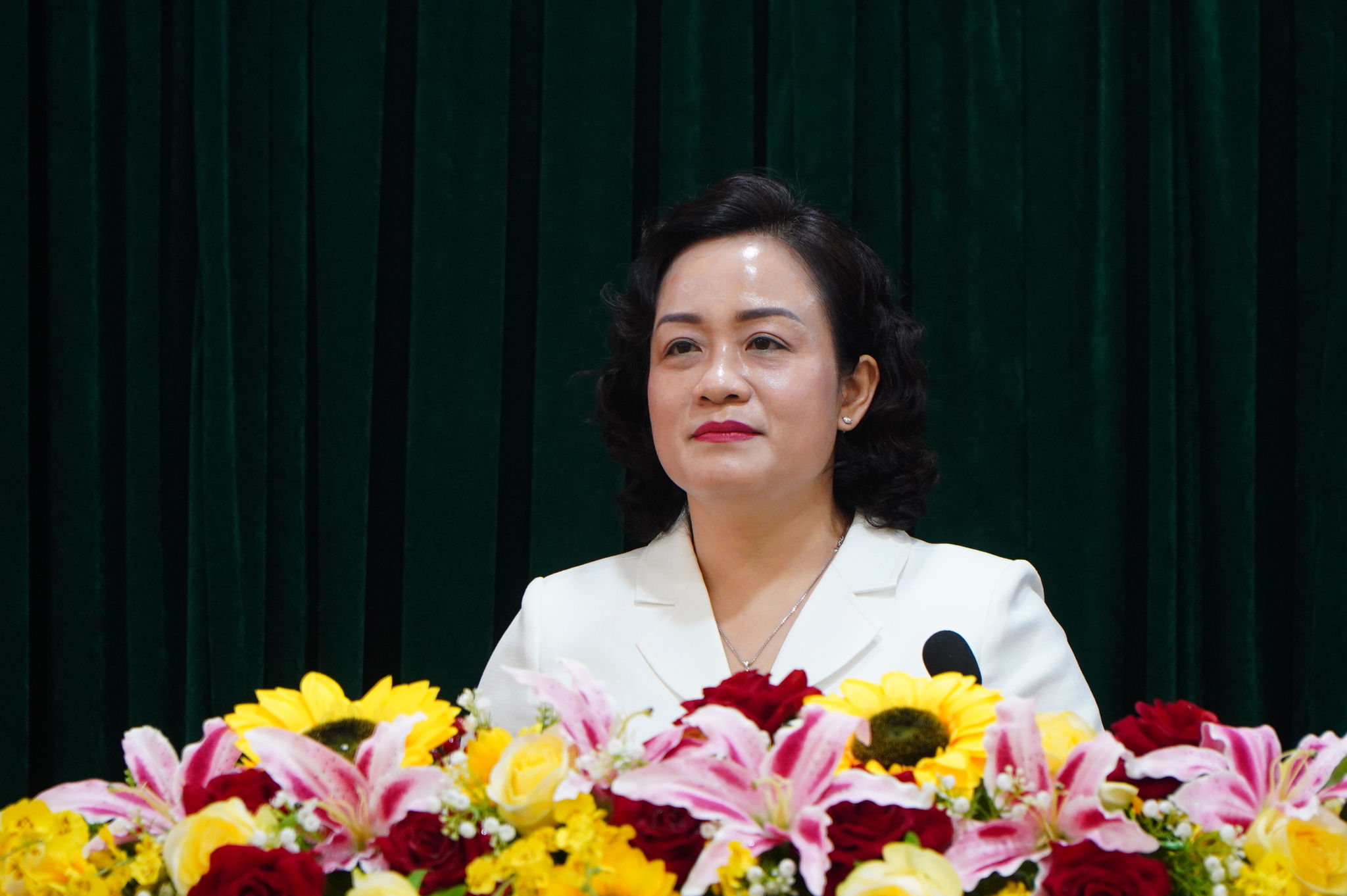 Phó Chánh án Tòa án nhân dân tối cao Nguyễn Hải Trâm phát biểu chỉ đạo hội nghị. Ảnh: VINH ANH