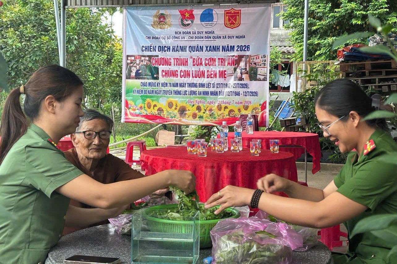 tri an lay- doan xa duy nghia bua com tri an
