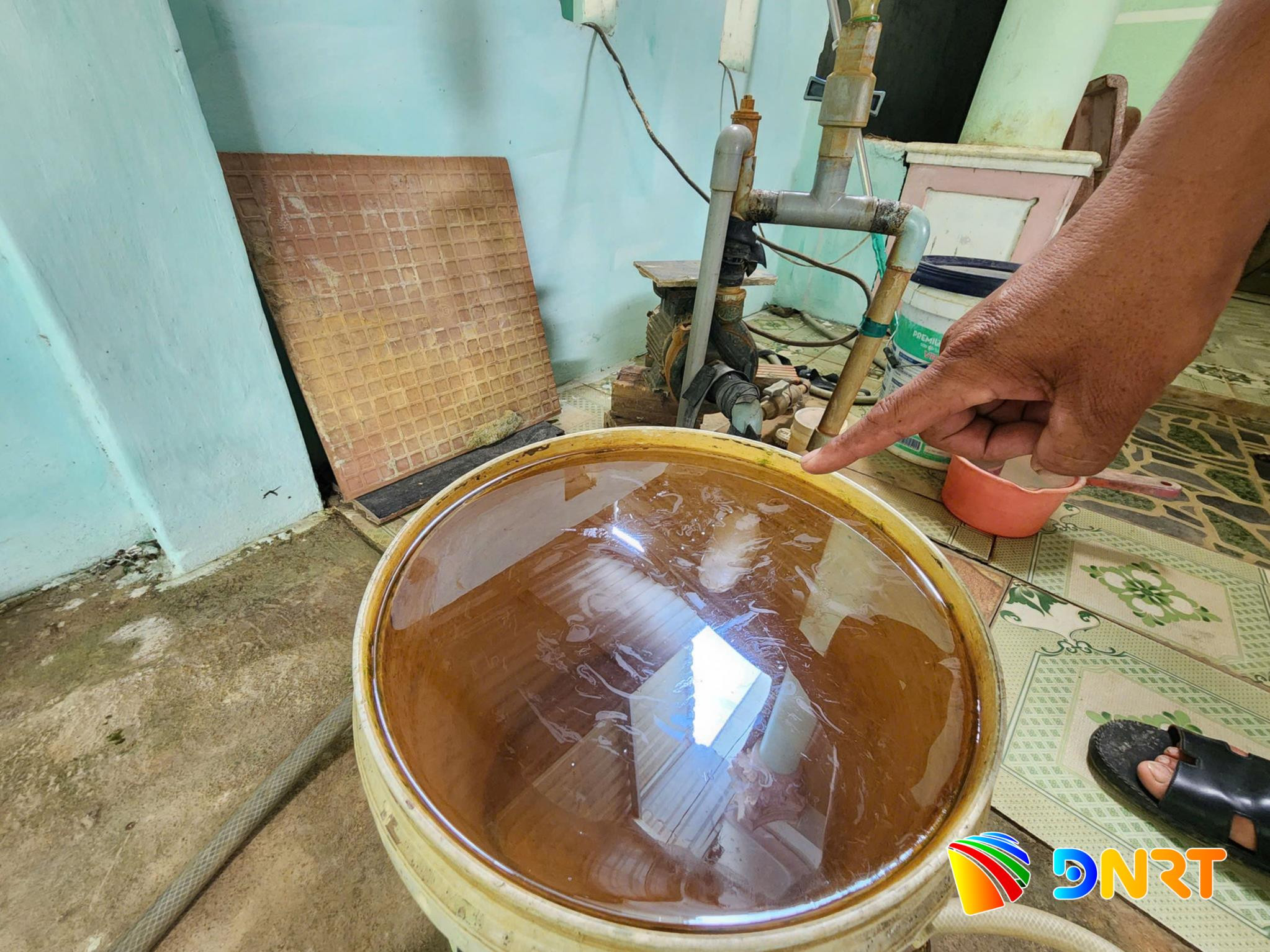 Nước giếng khoan nhiễm phèn