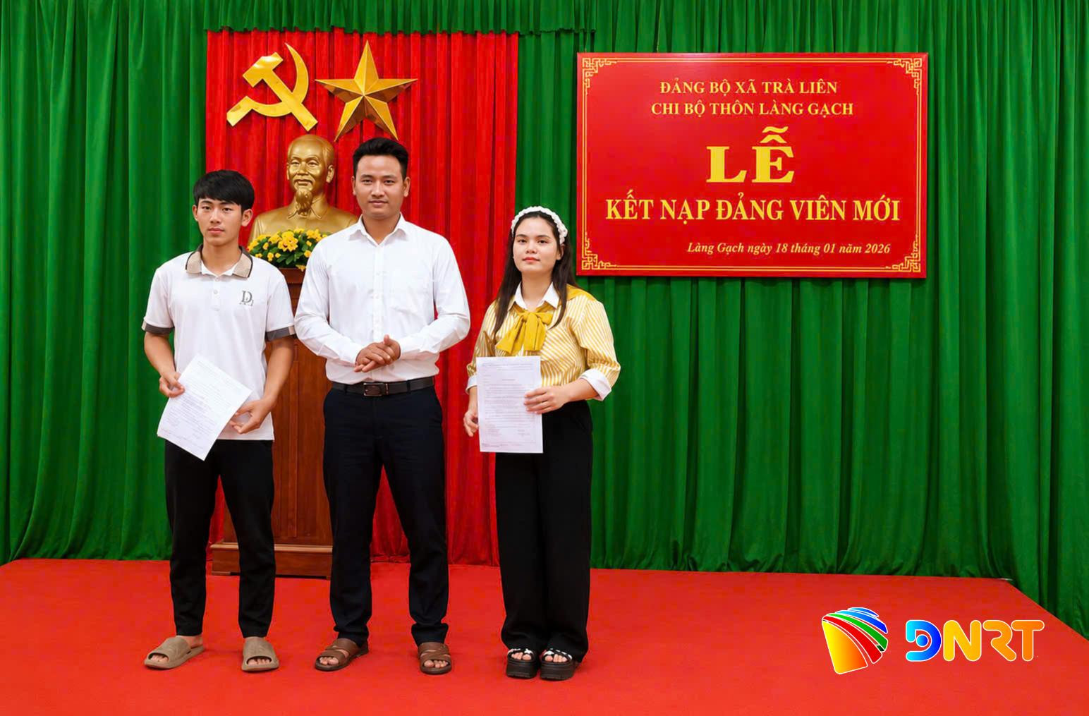 chi-bo-lang-gach.jpg