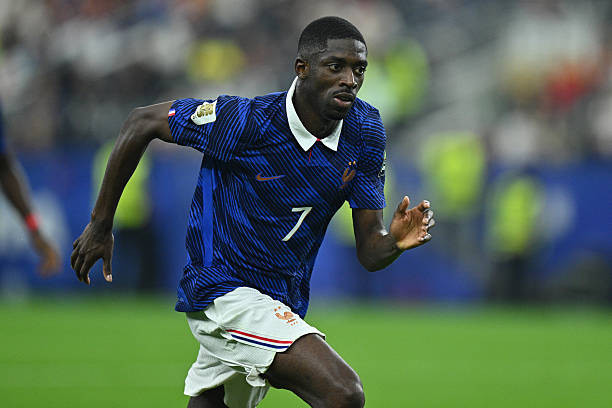 Ousmane Dembele thi đấu bế tắc trước hàng thủ Tây Ban Nha