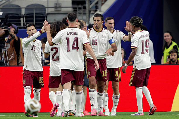 Đội tuyển Tây Ban Nha áp đảo hoàn toàn đối thủ Pháp tại World Cup 2026.